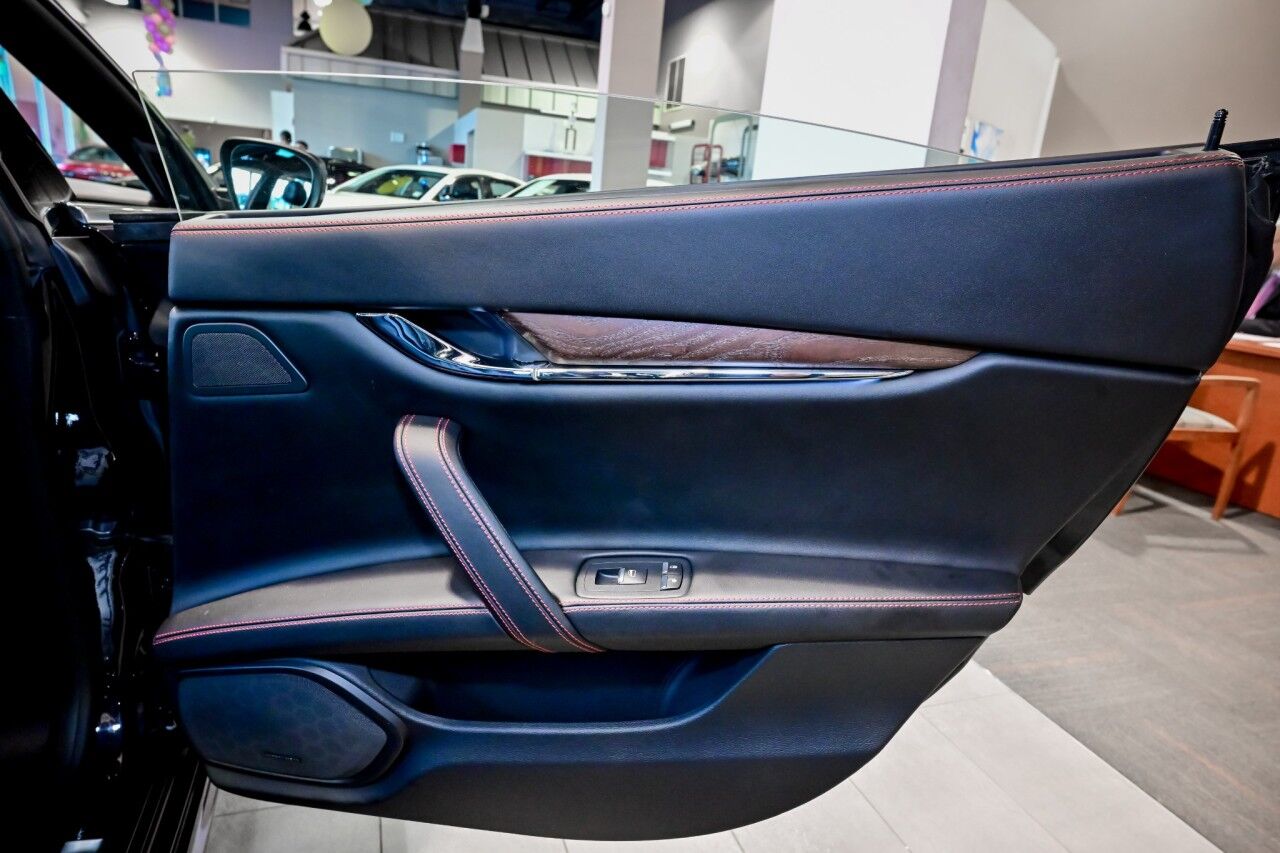 2018 Maserati Quattroporte S Q4 GranLusso, Driver Assist TSR Pkg, 20'' Wheels Springfield NJ