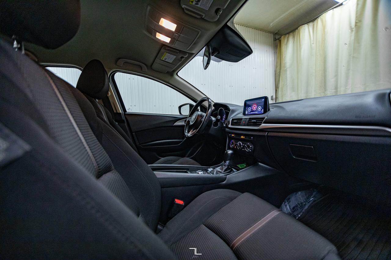 2018 Mazda 3 GS Sport Hatchback BCam Red Deer AB