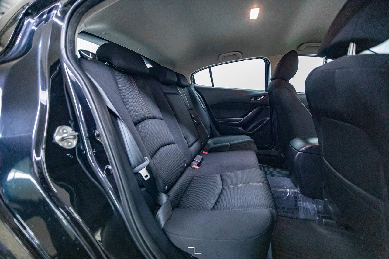 2018 Mazda 3 GS Sport Hatchback BCam Red Deer AB