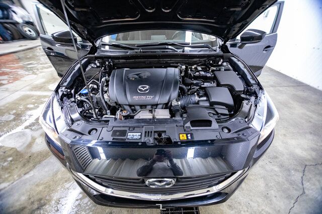 2018 Mazda 3 GS Sport Hatchback BCam Red Deer AB