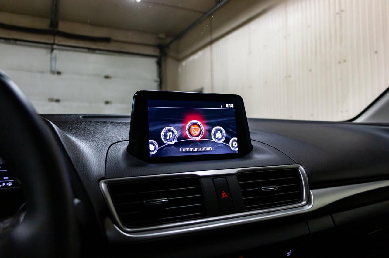 2018 Mazda 3 Sport GS Hatchback Roof BCam Red Deer AB