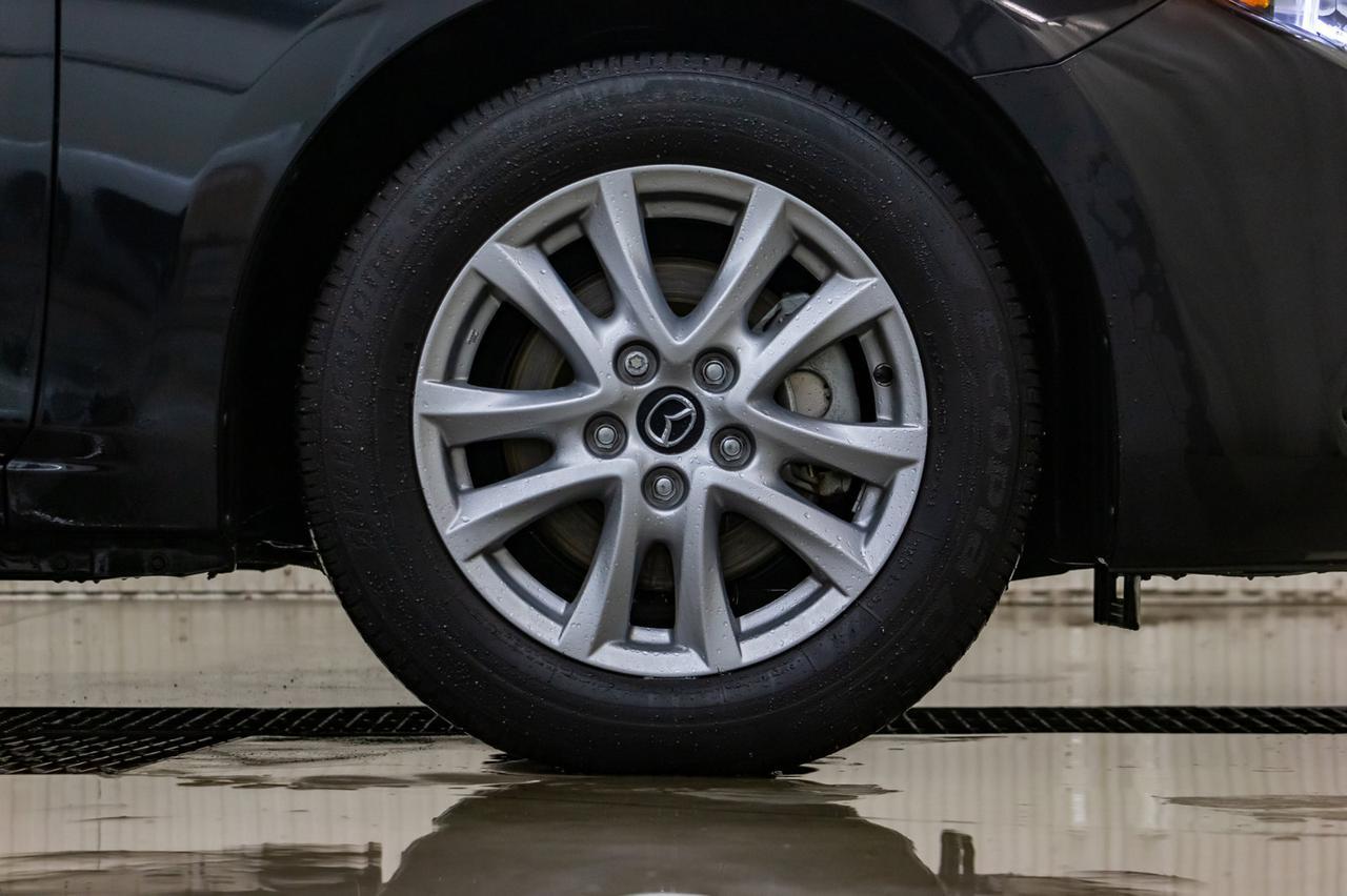 2018 Mazda 3 Sport GS Hatchback Roof BCam Red Deer AB