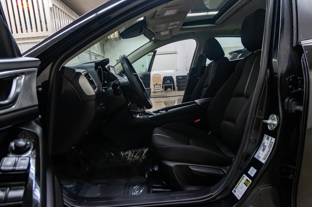 2018 Mazda 3 Sport GS Hatchback Roof BCam Red Deer AB