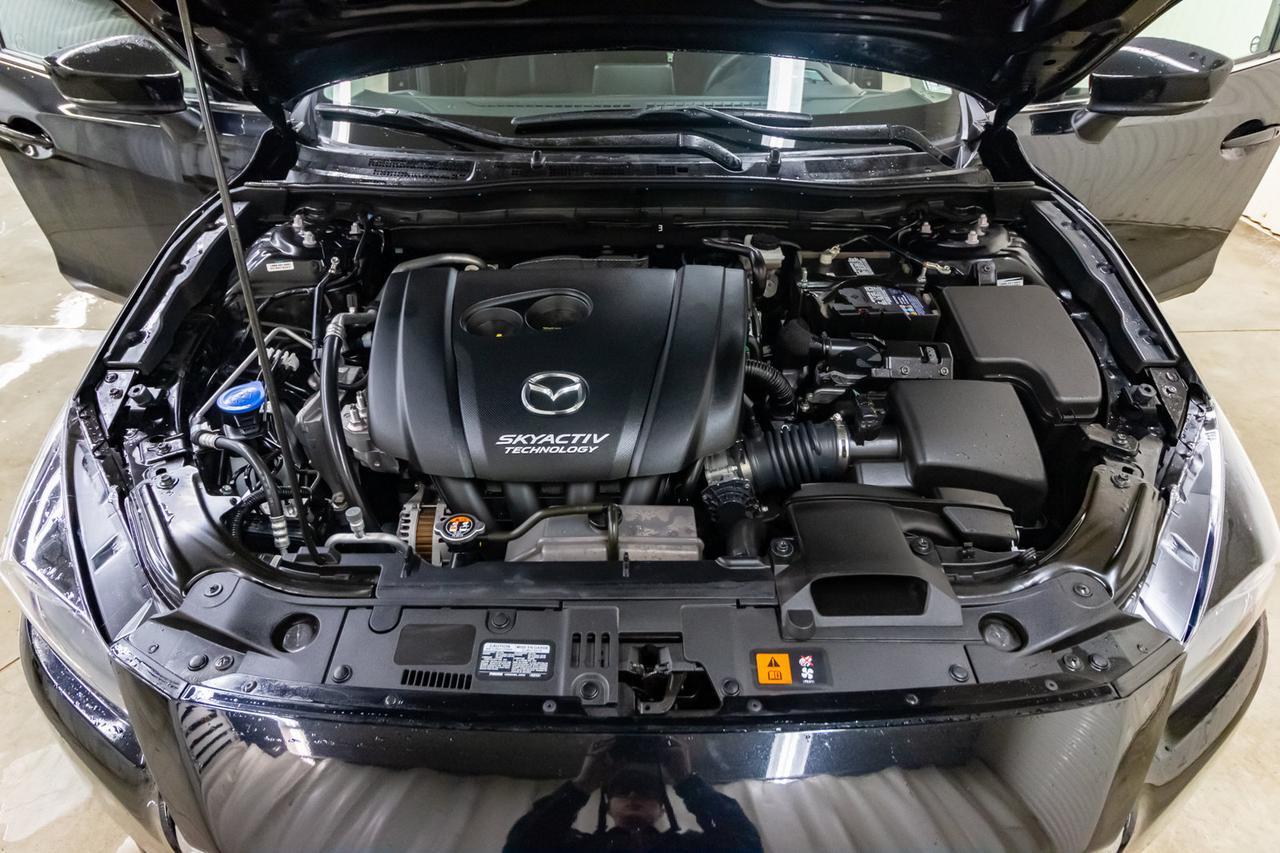 2018 Mazda 3 Sport GS Hatchback Roof BCam Red Deer AB