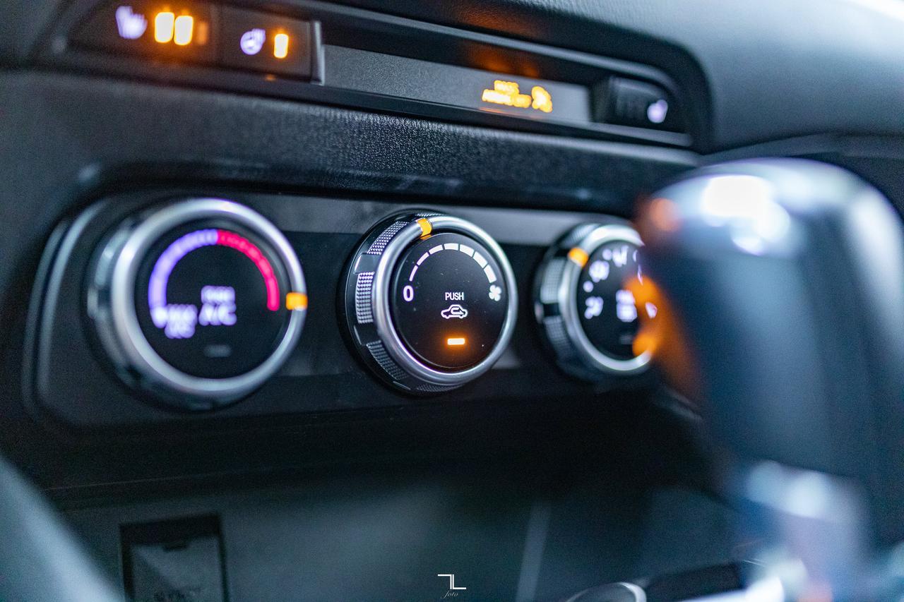 2018 Mazda CX-5 AWD Touring Leather Nav BCam Red Deer AB