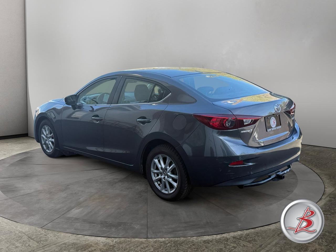 2018 Mazda MAZDA3 4-DOOR Sport