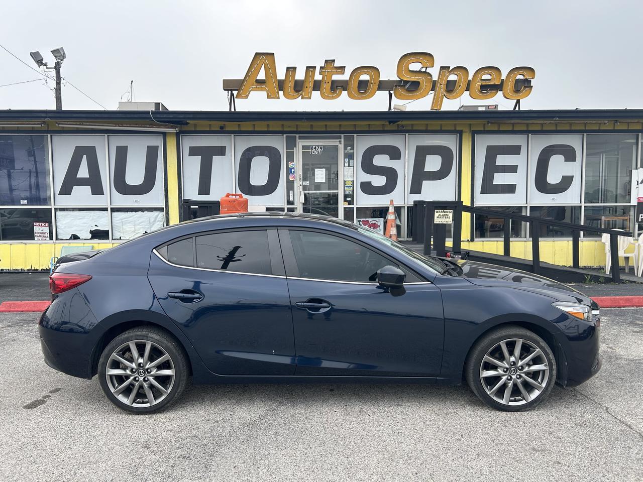 2018 Mazda MAZDA3 s Touring AT 4-Door