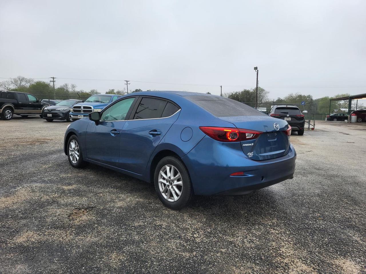 2018 Mazda Mazda3 4-Door Sport Auto Beeville TX