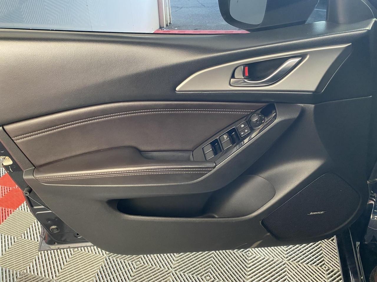 2018 Mazda Mazda3 4-Door Touring Richmond Hill NY