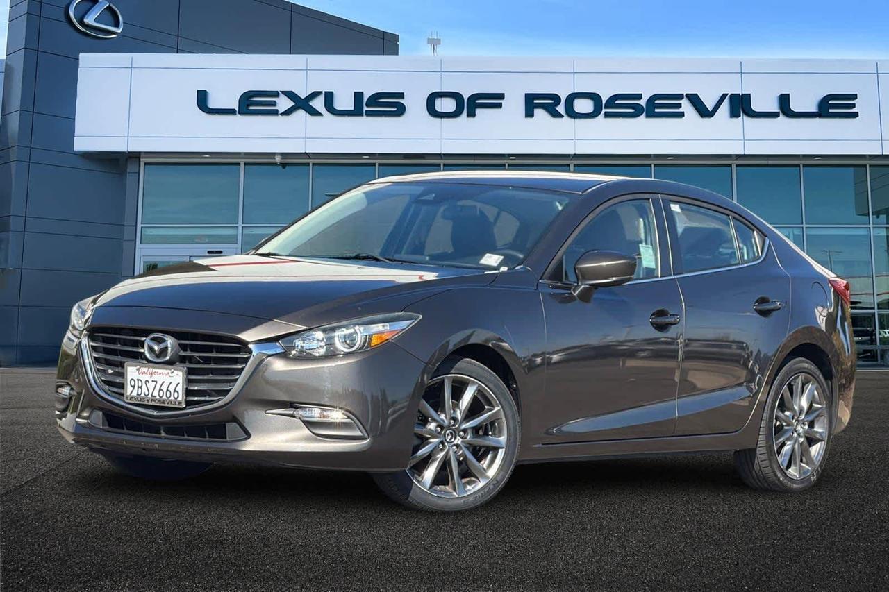 2018 Mazda Mazda3 4-Door Touring