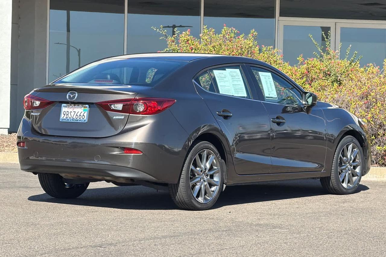 2018 Mazda Mazda3 4-Door Touring