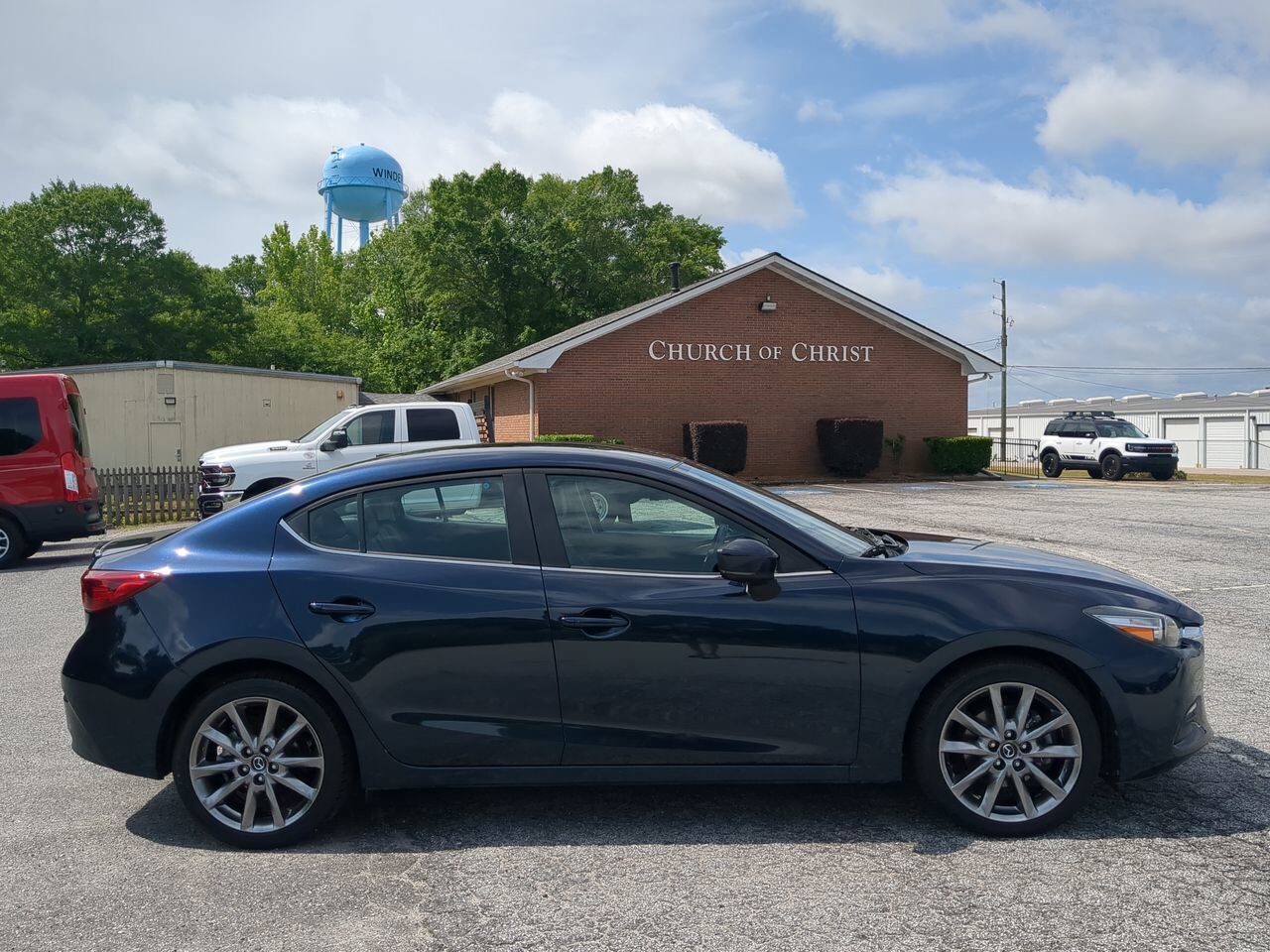 2018 Mazda Mazda3 4-Door Touring