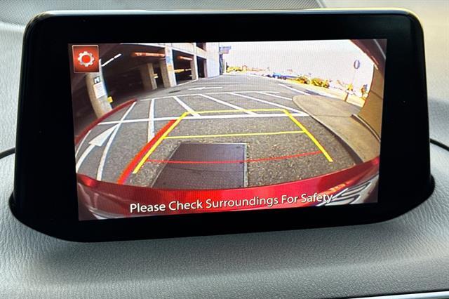 2018 Mazda Mazda3 5-Door Touring