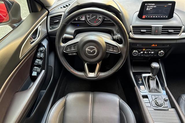 2018 Mazda Mazda3 5-Door Touring