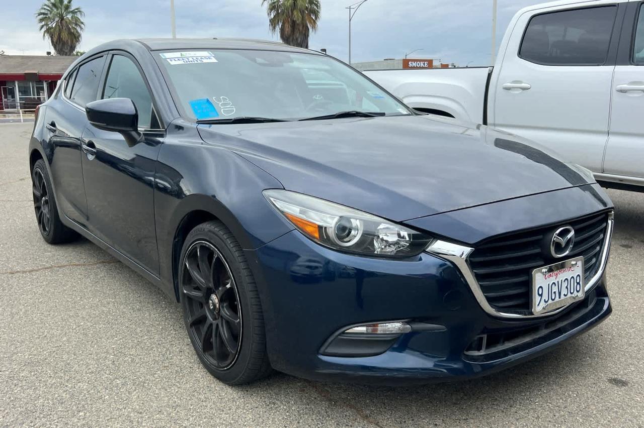 2018 Mazda Mazda3 5-Door Touring