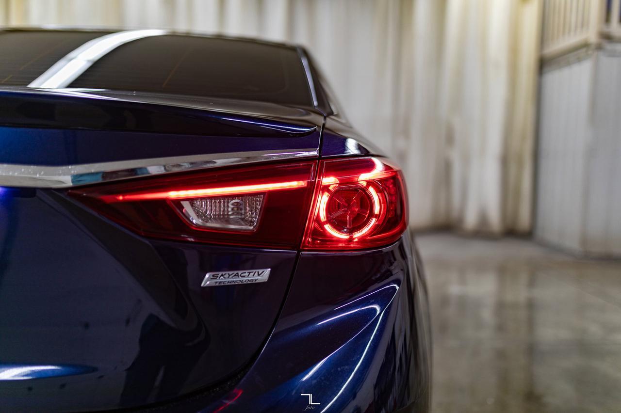 2018 Mazda Mazda3 GT Leather Nav Roof BCam Red Deer AB