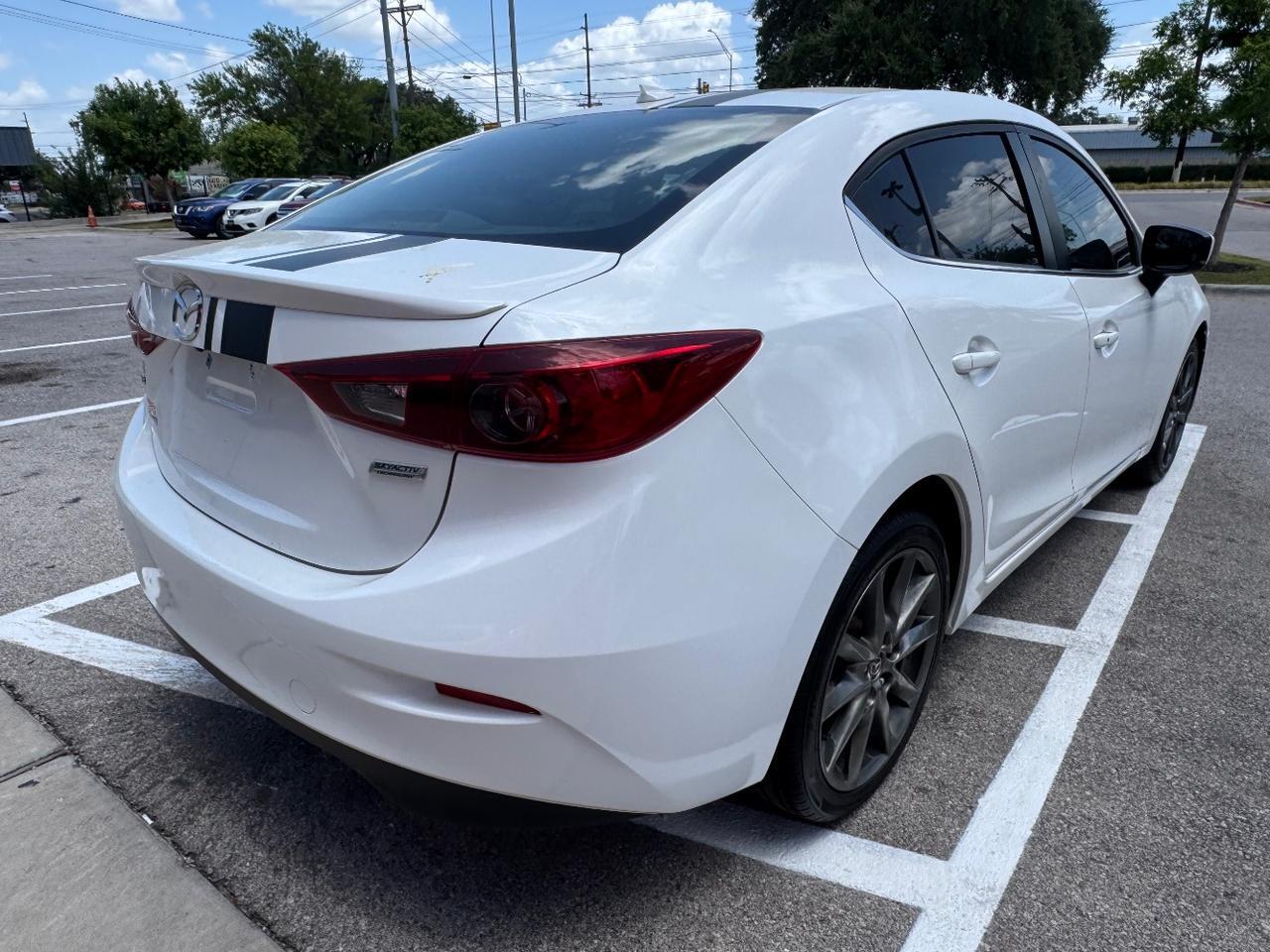 2018 Mazda Mazda3 Touring