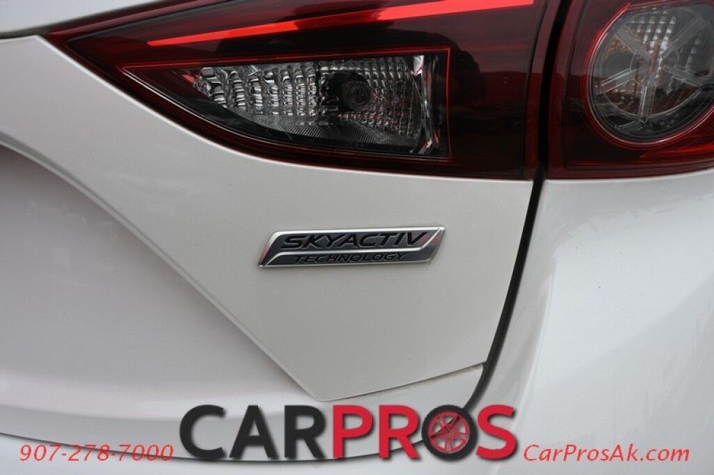 2018 Mazda Mazda3 Touring Hatchback - Automatic - Power & Heated Leather Seats - Bose Speakers - Sunroof - Back Up Camera - Bluetooth - Aux/USB - Aluminum Wheels - Keyless Entry & Start - 35 MPG Anchorage AK