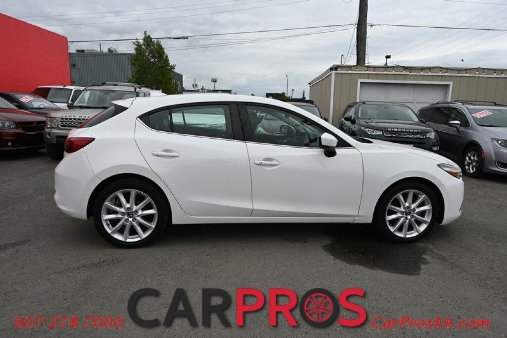 2018 Mazda Mazda3 Touring Hatchback - Automatic - Power & Heated Leather Seats - Bose Speakers - Sunroof - Back Up Camera - Bluetooth - Aux/USB - Aluminum Wheels - Keyless Entry & Start - 35 MPG Anchorage AK