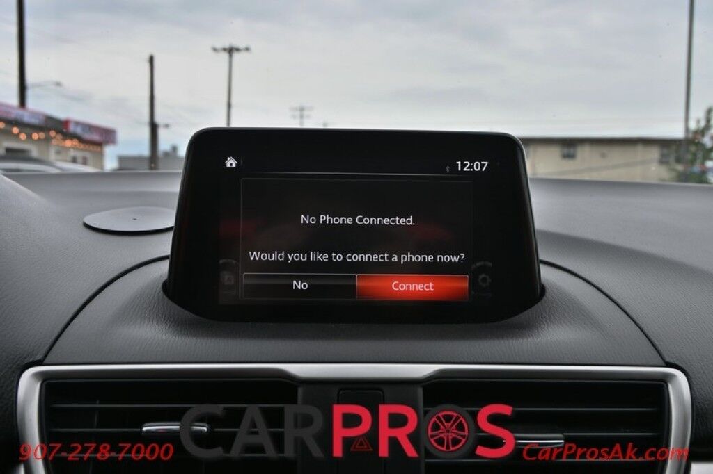 2018 Mazda Mazda3 Touring Hatchback - Automatic - Power & Heated Leather Seats - Bose Speakers - Sunroof - Back Up Camera - Bluetooth - Aux/USB - Aluminum Wheels - Keyless Entry & Start - 35 MPG Anchorage AK