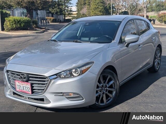 2018 Mazda Mazda3 Touring