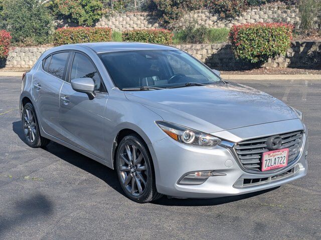 2018 Mazda Mazda3 Touring