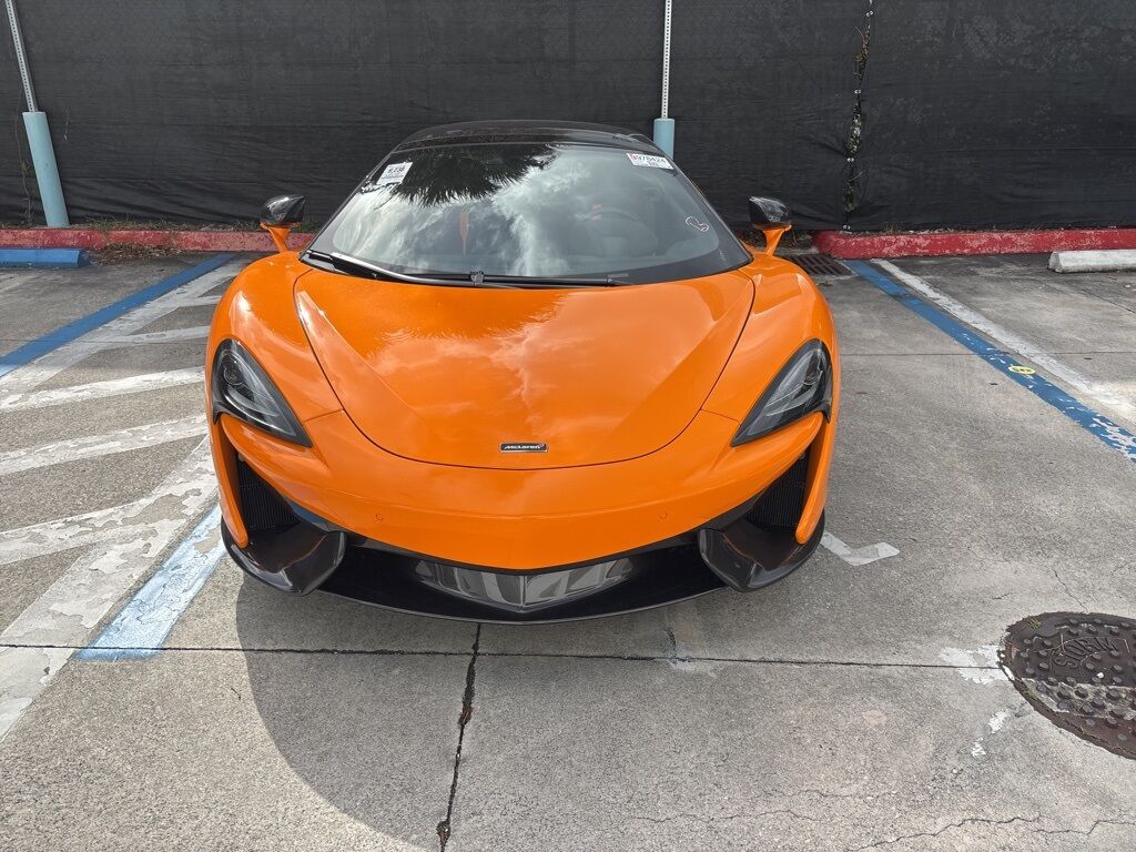 2018 McLaren 570S Base