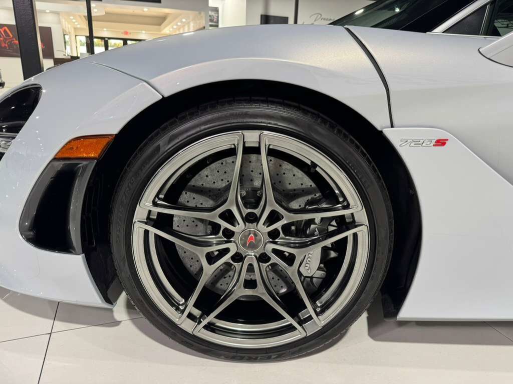 2018 McLaren 720S LAUNCH EDITION!! Glacier White paint, Luxury package, front lifter, Bowers & Wilkins audio AND MORE! Fort Lauderdale FL
