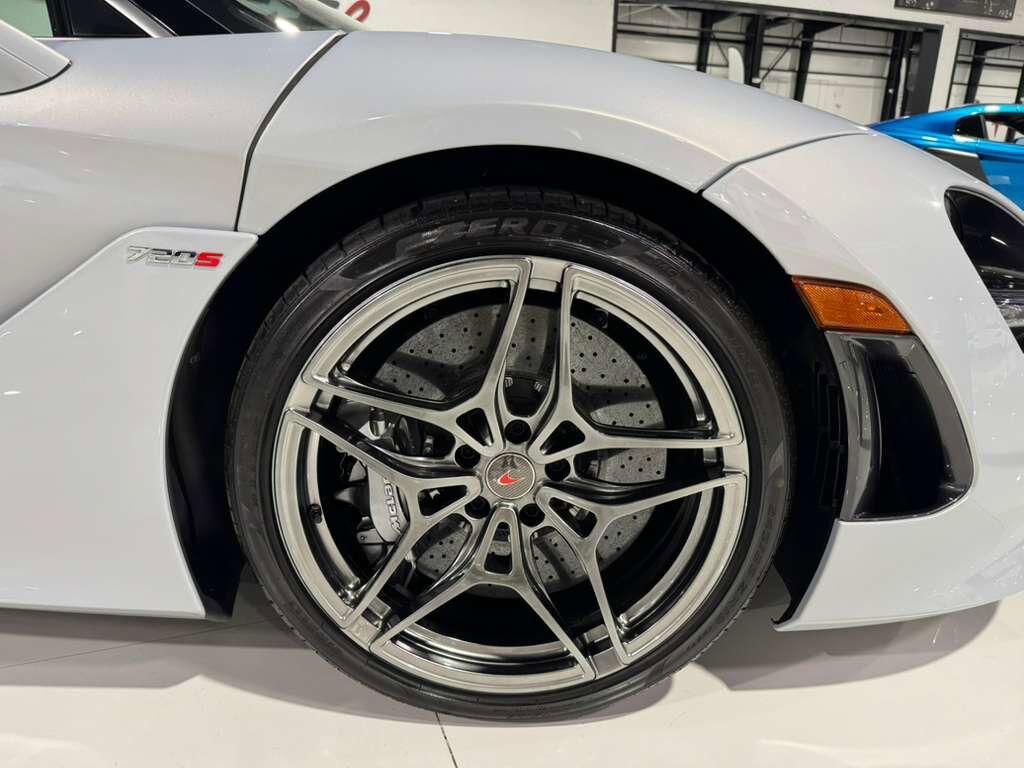 2018 McLaren 720S LAUNCH EDITION!! Glacier White paint, Luxury package, front lifter, Bowers & Wilkins audio AND MORE! Fort Lauderdale FL