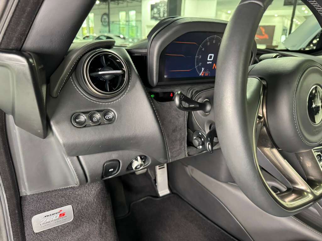 2018 McLaren 720S LAUNCH EDITION!! Glacier White paint, Luxury package, front lifter, Bowers & Wilkins audio AND MORE! Fort Lauderdale FL