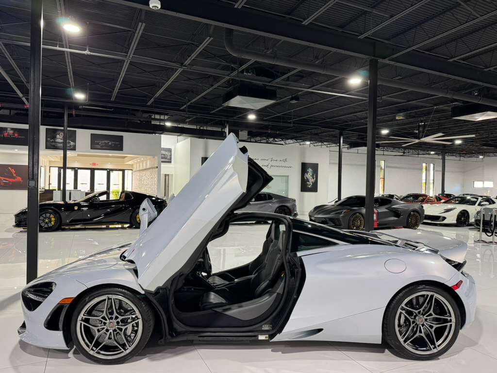2018 McLaren 720S LAUNCH EDITION!! Glacier White paint, Luxury package, front lifter, Bowers & Wilkins audio AND MORE! Fort Lauderdale FL
