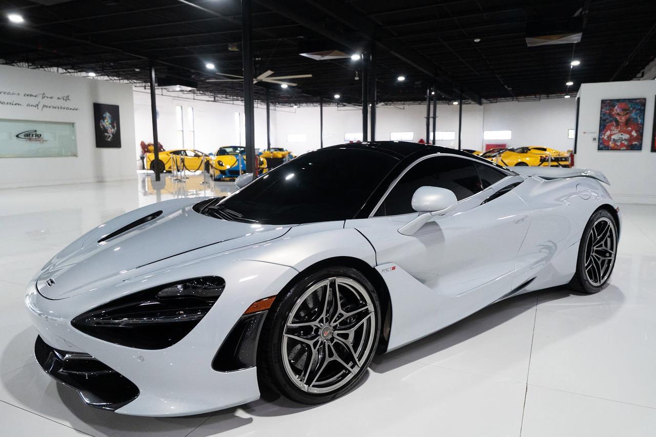 2018 McLaren 720S LAUNCH EDITION!! Glacier White paint, Luxury package, front lifter, Bowers & Wilkins audio AND MORE!