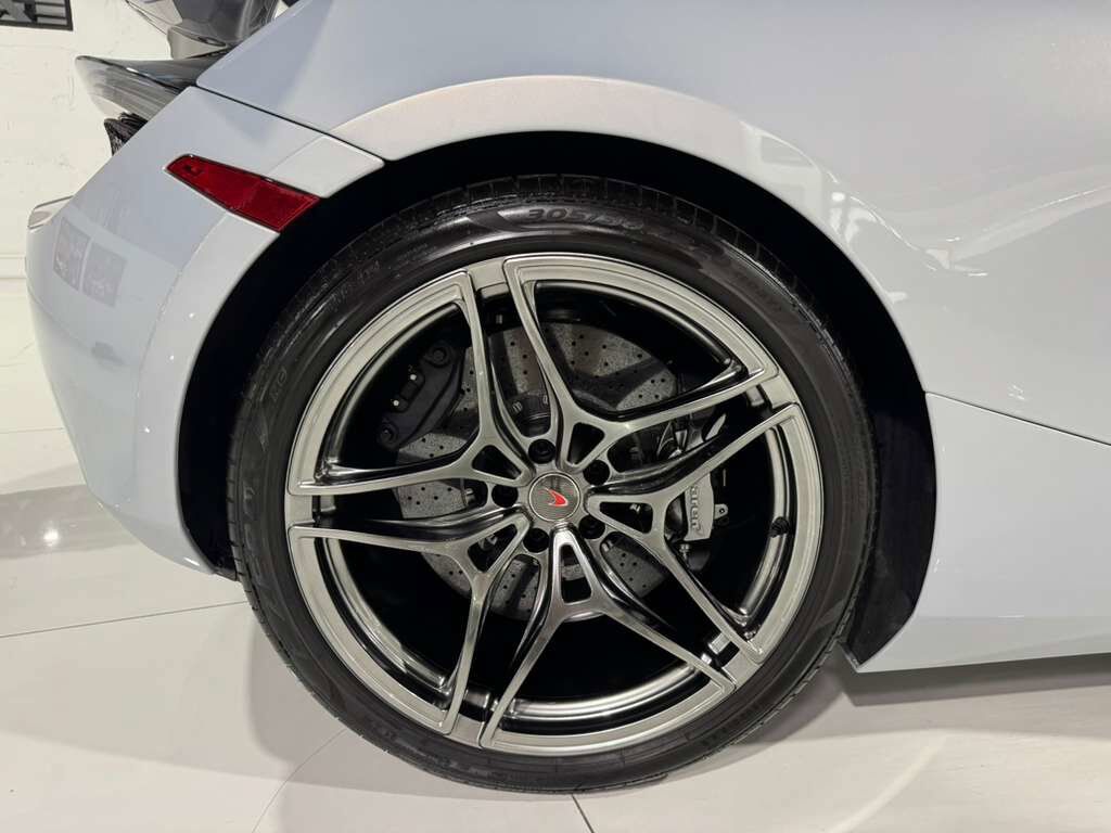 2018 McLaren 720S LAUNCH EDITION!! Glacier White paint, Luxury package, front lifter, Bowers & Wilkins audio AND MORE! Fort Lauderdale FL