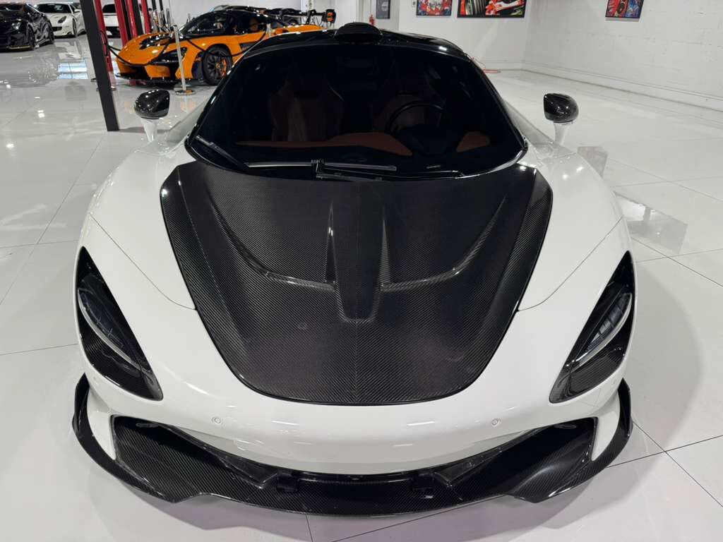 2018 McLaren 720S McLaren White paint, Arizona Tan interior, Bowers & Wilkins audio, carbon galore AND MORE!!