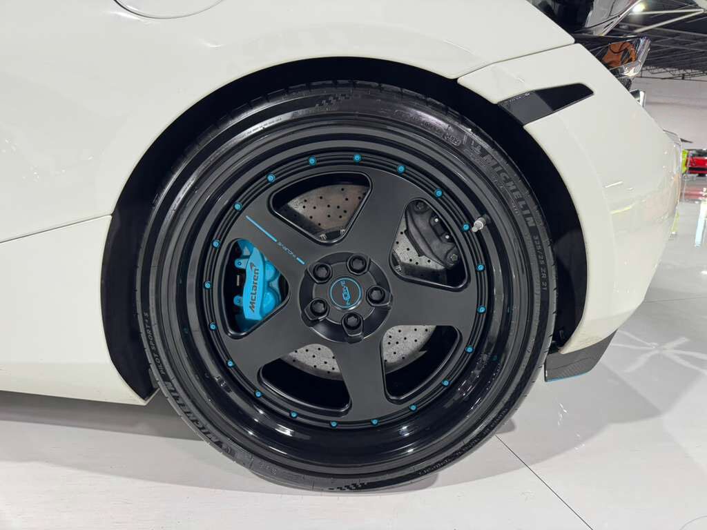 2018 McLaren 720S McLaren White paint, Arizona Tan interior, Bowers & Wilkins audio, carbon galore AND MORE!! Fort Lauderdale FL