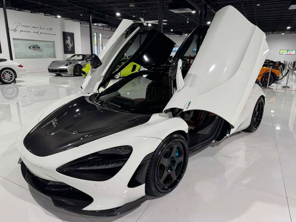 2018 McLaren 720S McLaren White paint, Arizona Tan interior, Bowers & Wilkins audio, carbon galore AND MORE!! Fort Lauderdale FL