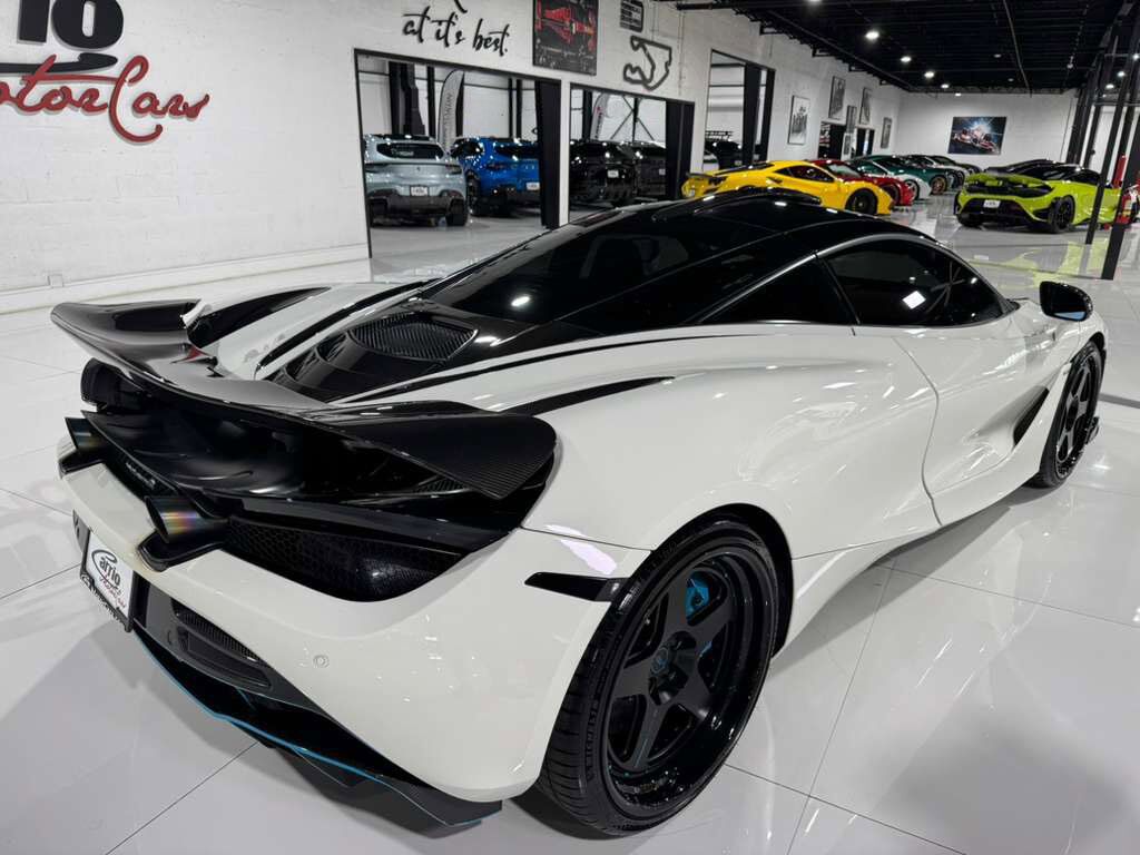 2018 McLaren 720S McLaren White paint, Arizona Tan interior, Bowers & Wilkins audio, carbon galore AND MORE!! Fort Lauderdale FL