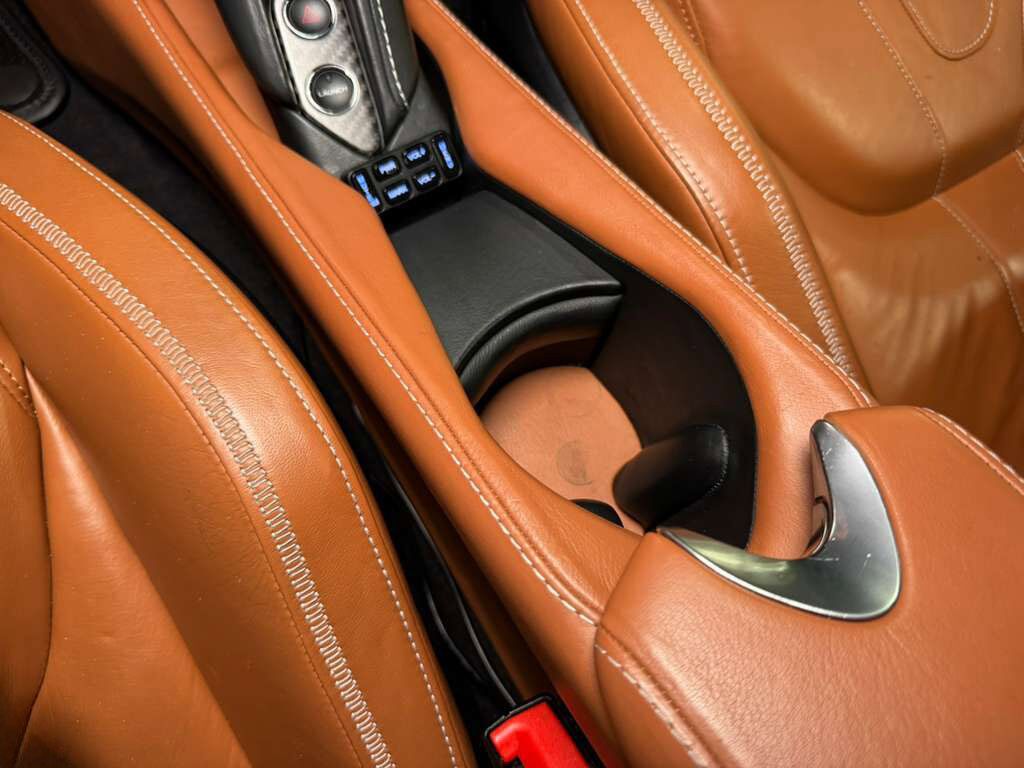 2018 McLaren 720S McLaren White paint, Arizona Tan interior, Bowers & Wilkins audio, carbon galore AND MORE!! Fort Lauderdale FL