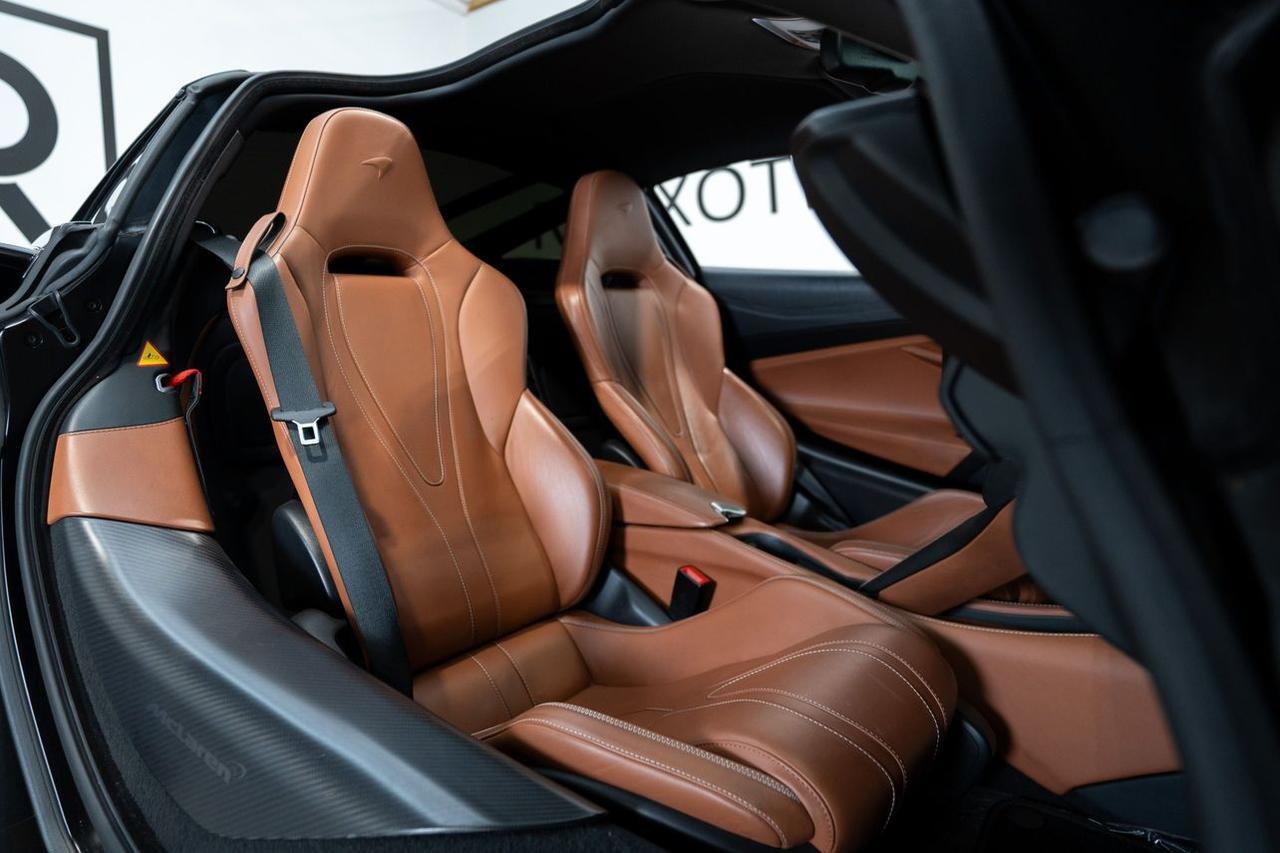 2018 McLaren 720S Performance Coupe 2D St. Louis MO