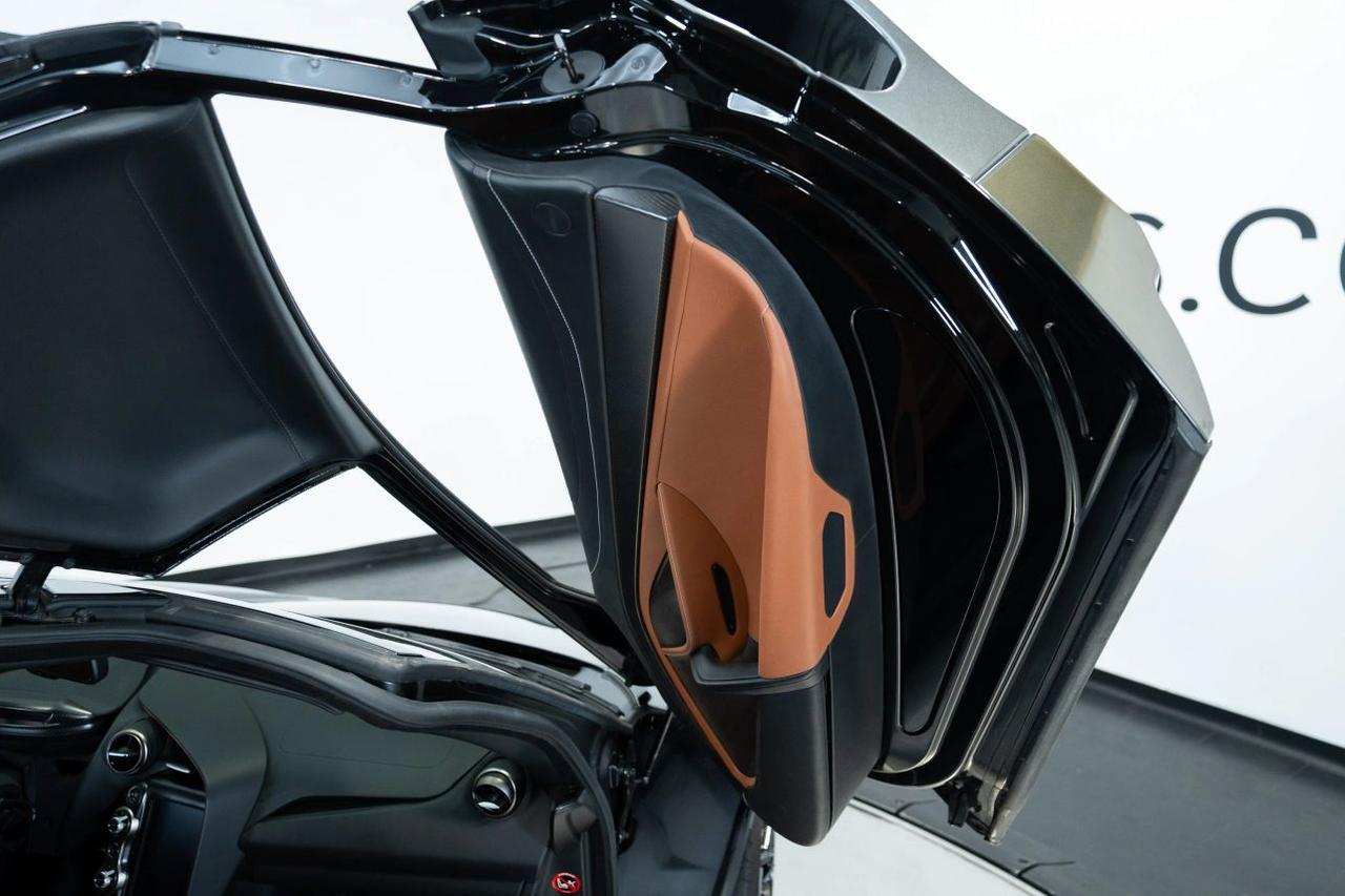 2018 McLaren 720S Performance Coupe 2D St. Louis MO