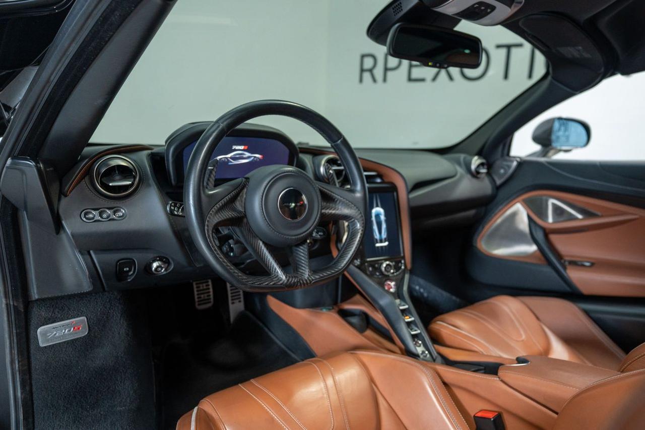 2018 McLaren 720S Performance Coupe 2D St. Louis MO