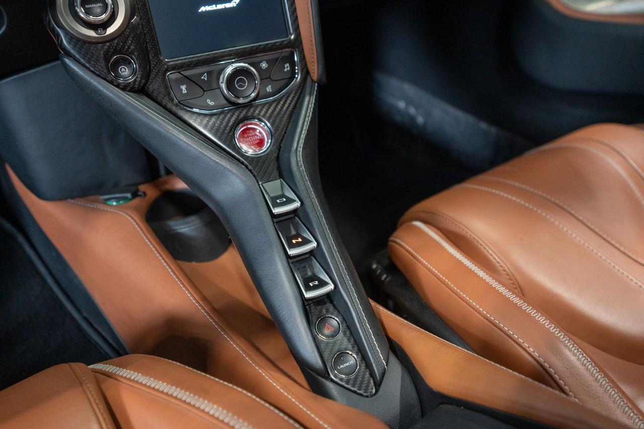 2018 McLaren 720S Performance Coupe 2D St. Louis MO