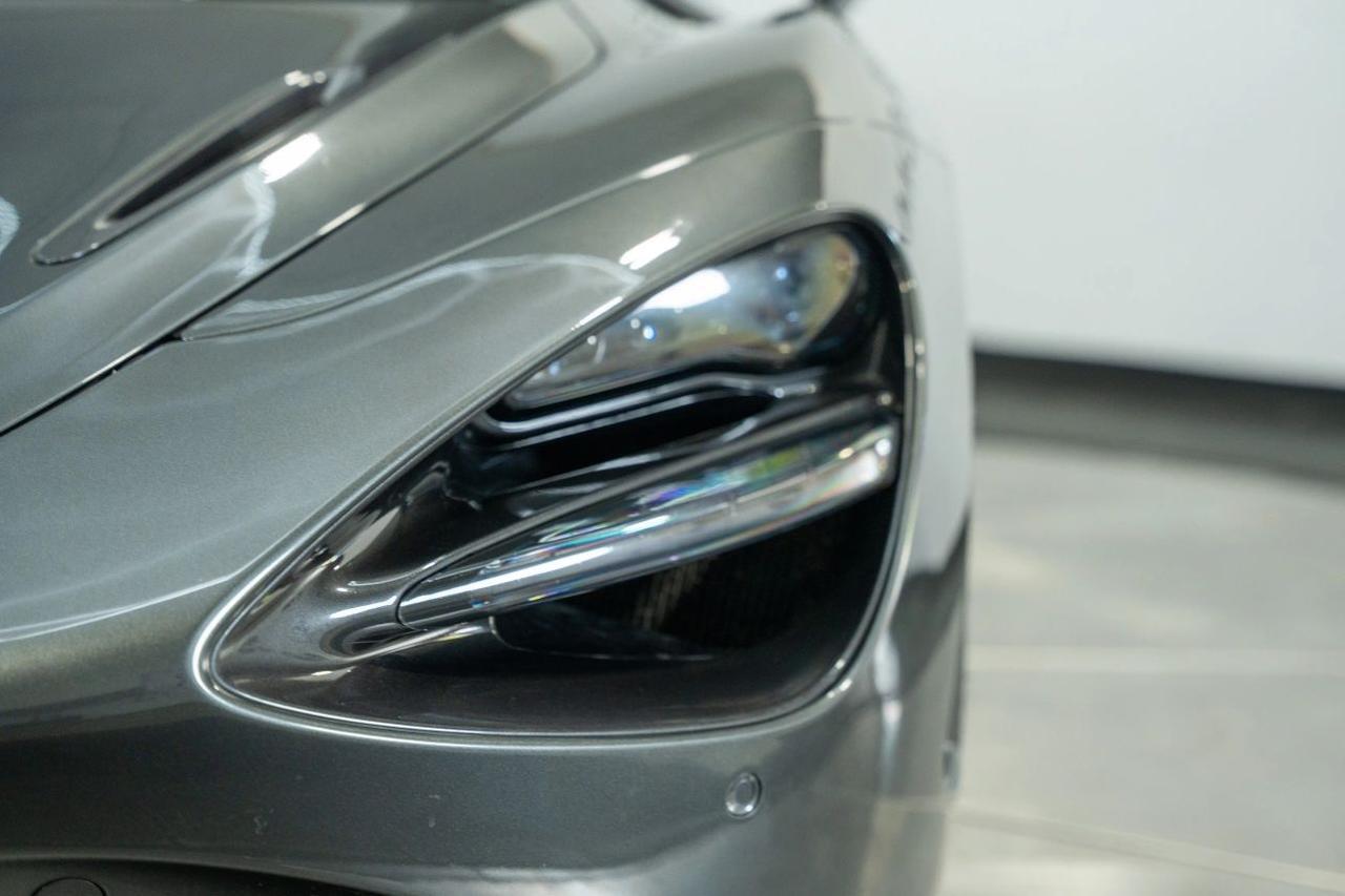 2018 McLaren 720S Performance Coupe 2D St. Louis MO