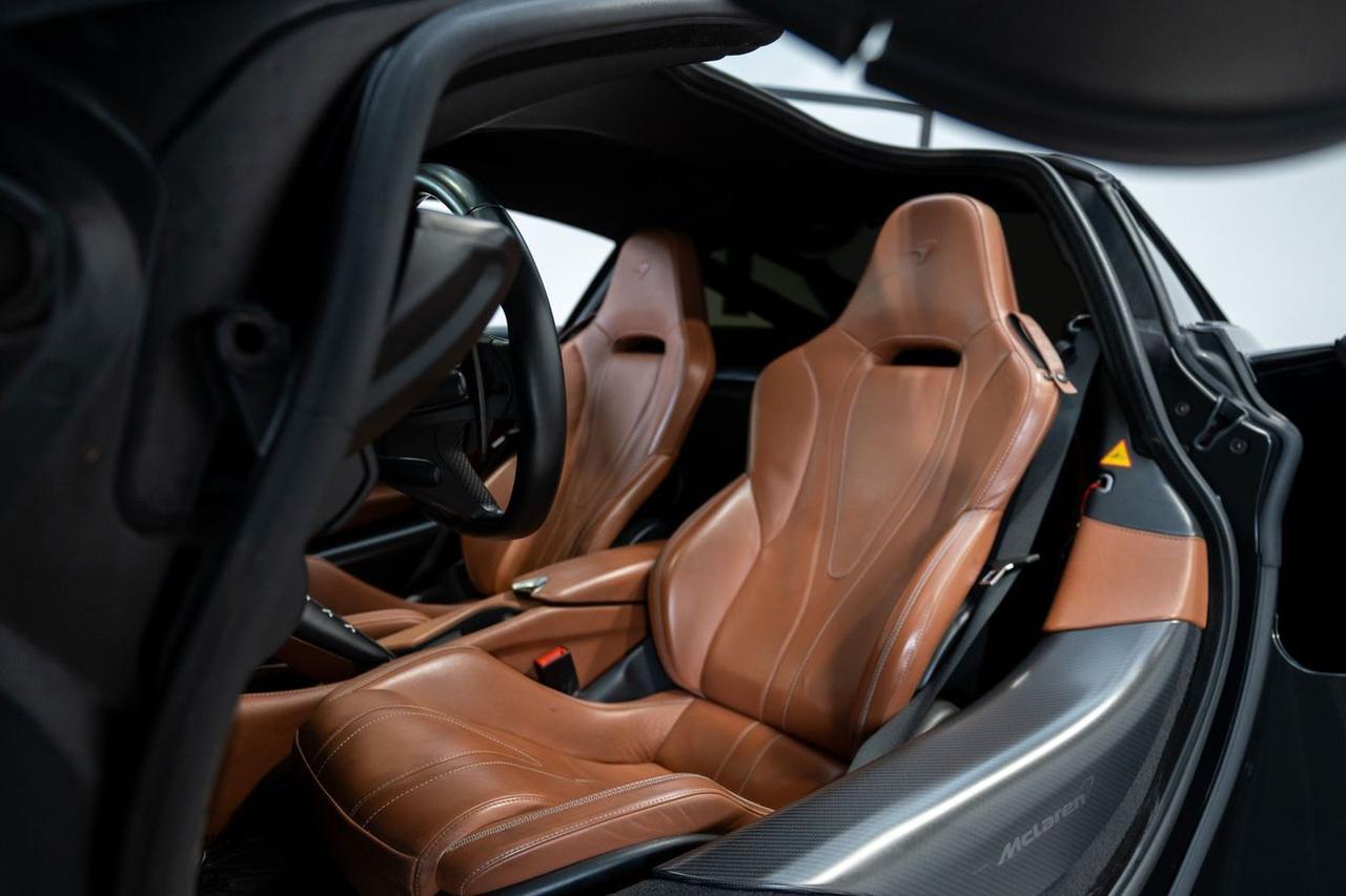 2018 McLaren 720S Performance Coupe 2D St. Louis MO