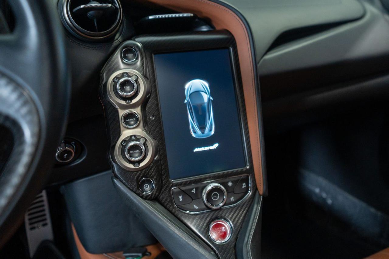 2018 McLaren 720S Performance Coupe 2D St. Louis MO