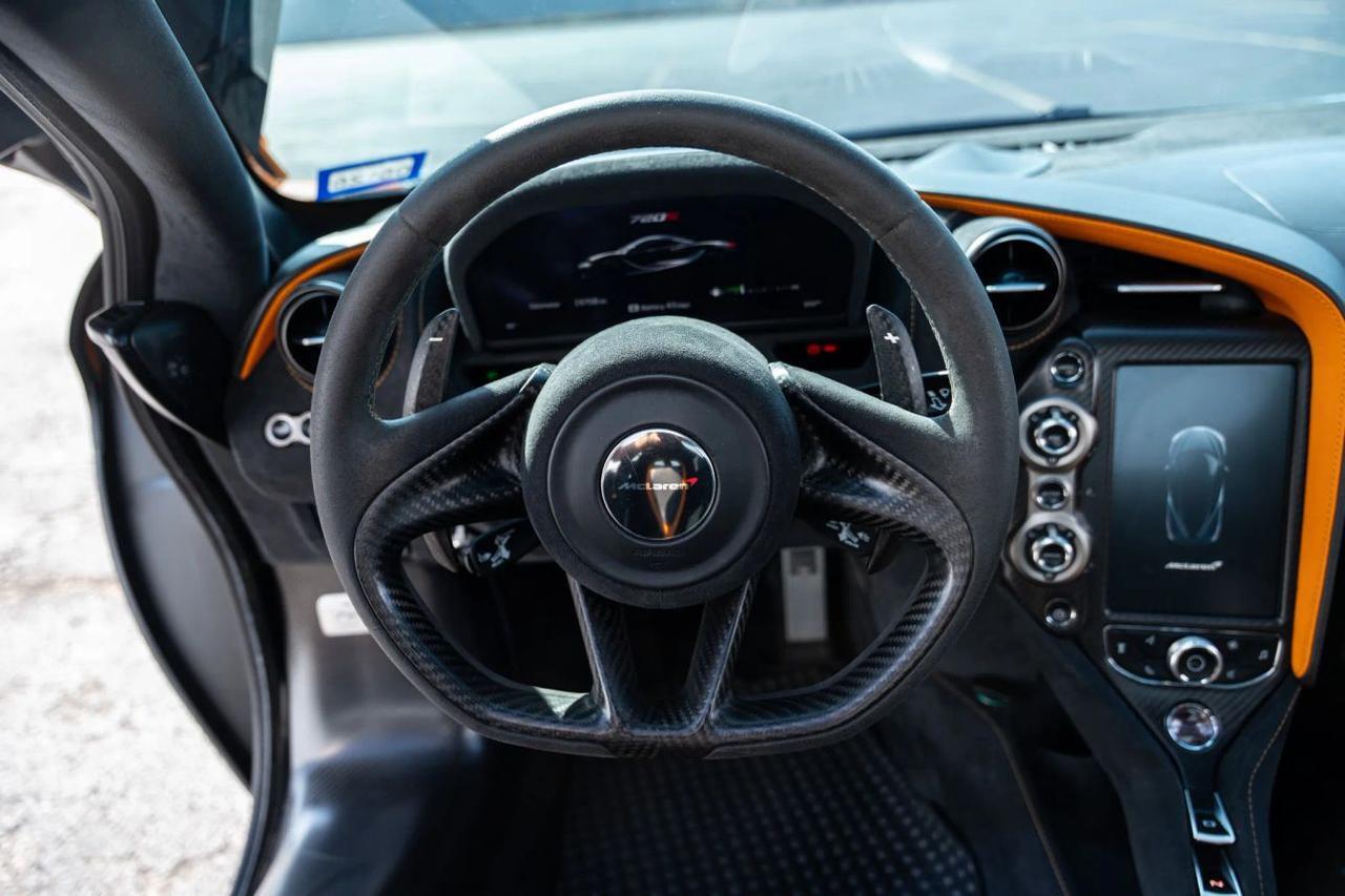2018 McLaren 720S Performance Coupe 2D St. Louis MO