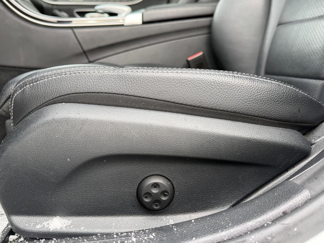 2018 Mercedes-Benz C 300 4MATIC Sedan | Silver | Sunroof | Leather Interior | Rearview Camera | Blind Spot Assist | Keyle Redwater AB