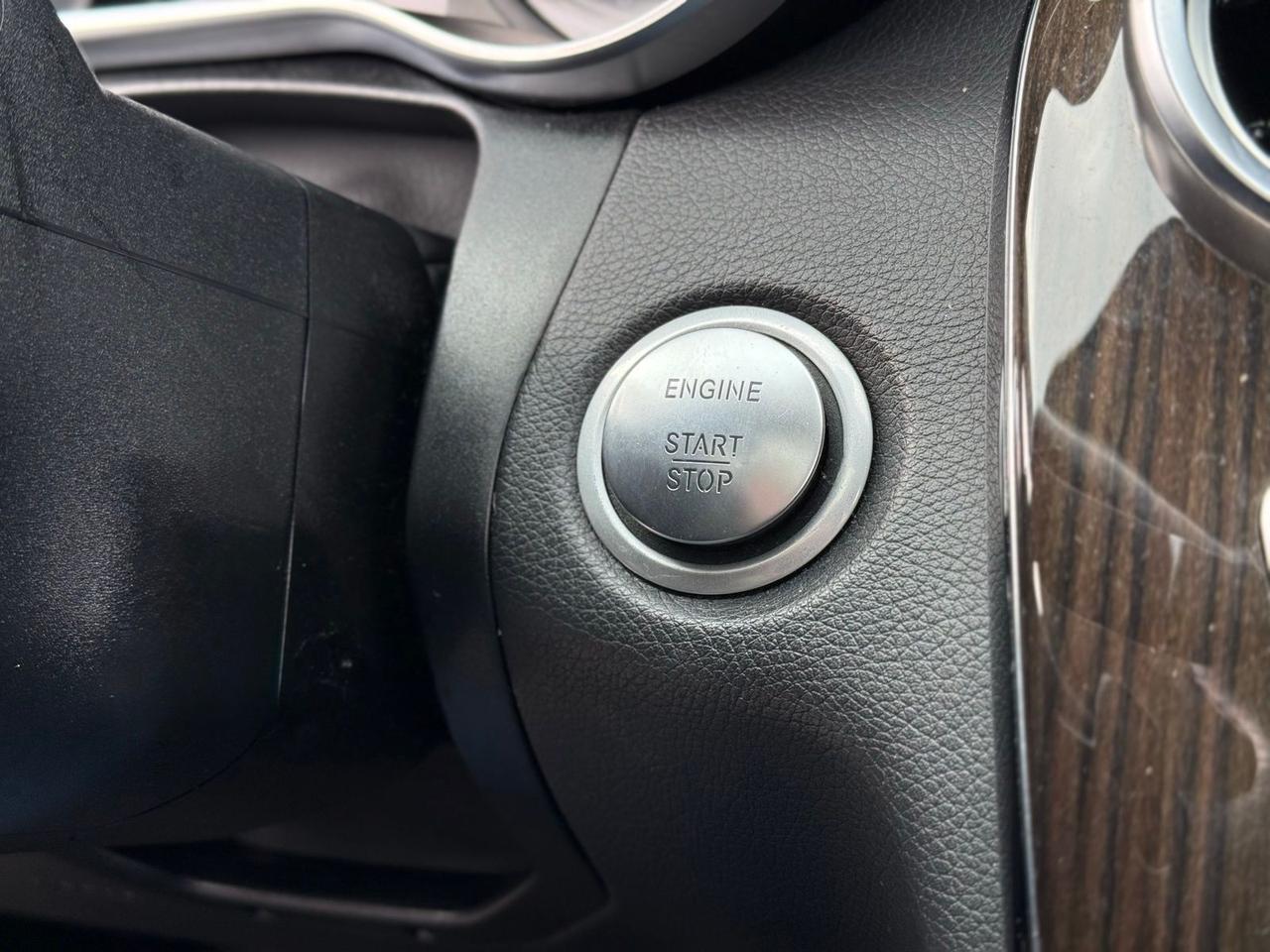 2018 Mercedes-Benz C-Class C 300 Crestwood KY