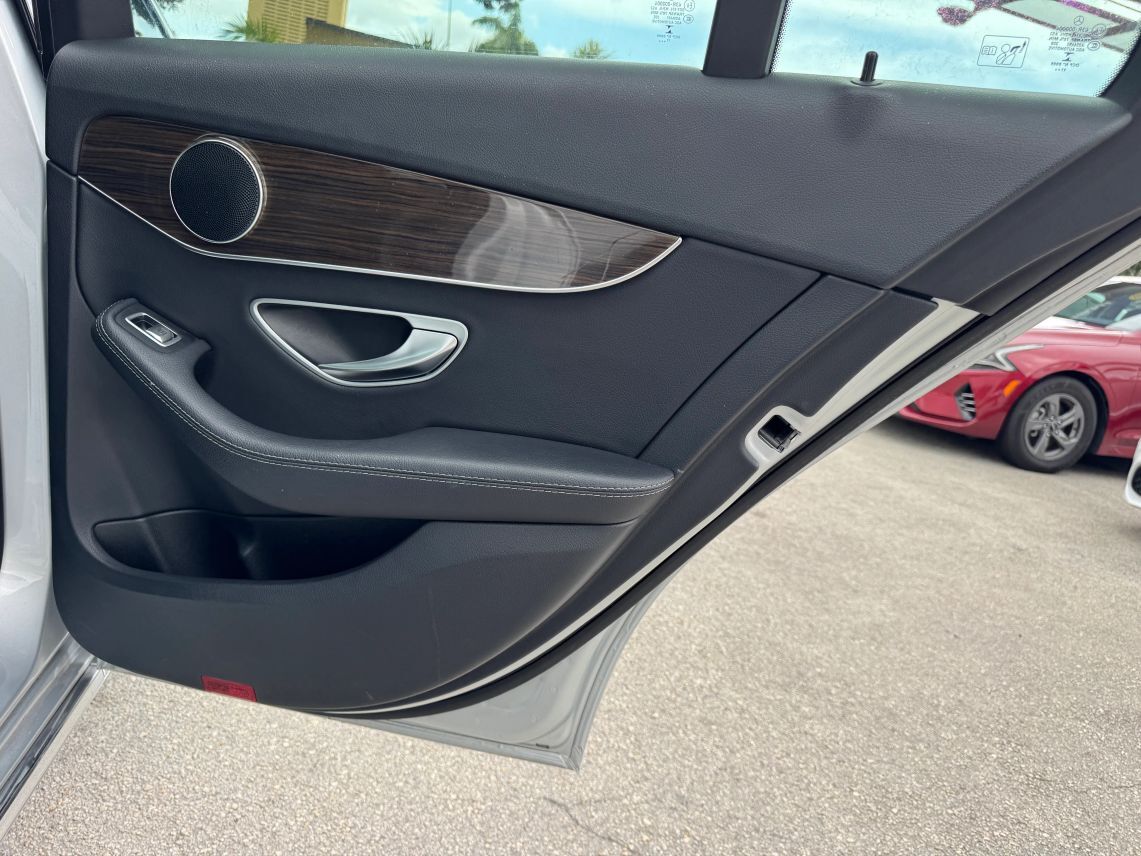 2018 Mercedes-Benz C-Class C 300 Sedan 4D
