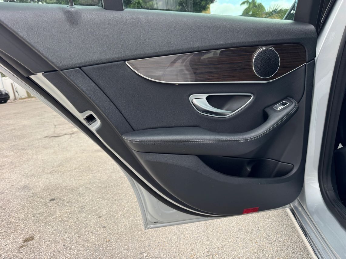 2018 Mercedes-Benz C-Class C 300 Sedan 4D